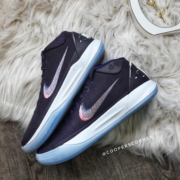 Nike Other - NEW Nike Kobe AD